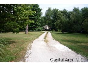11291 Hawk Drive Rochester, IL 62563 - Photo 2 of 24