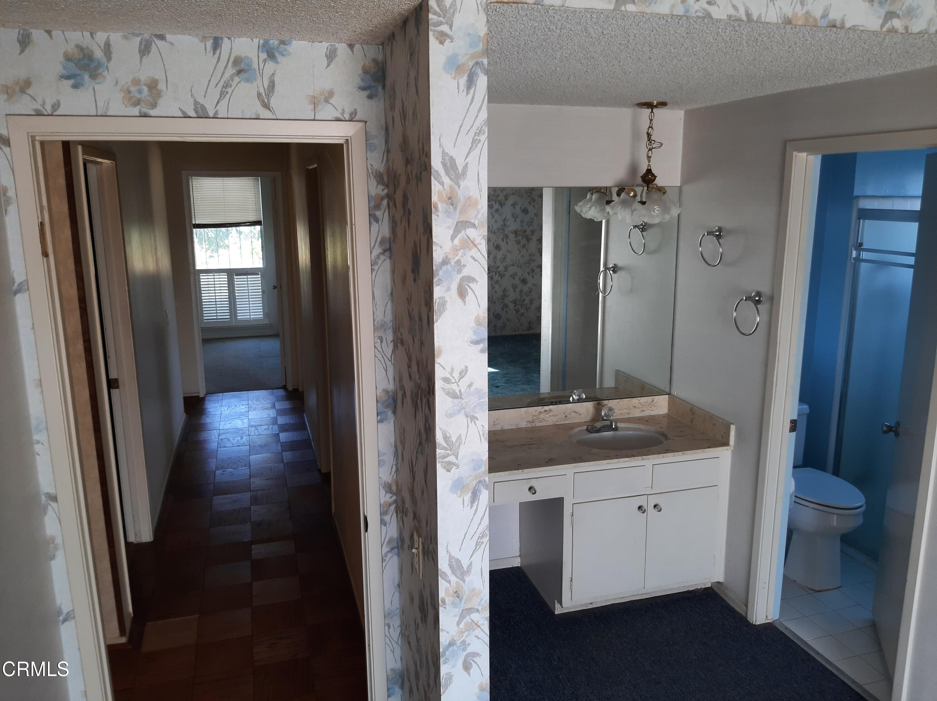 3166 Old Coach Drive Camarillo, CA 93010 - Photo 17 of 55 a en suite bathroom with a granite countertop sink toilet and shower