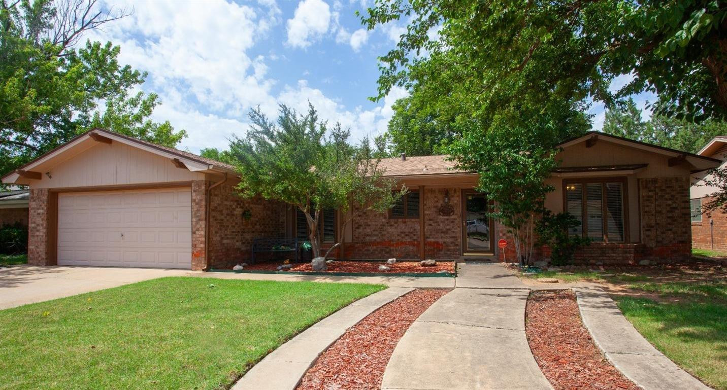 2624 76th Street Lubbock, TX 79423 - Photo 1 of 27 Photo 1