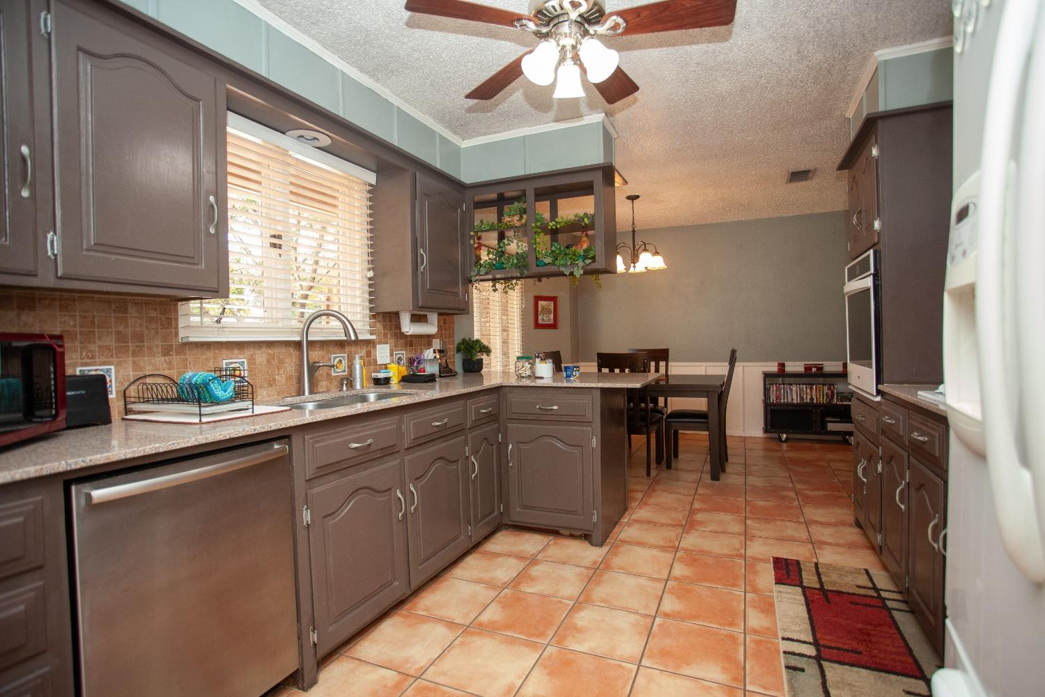 2624 76th Street Lubbock, TX 79423 - Photo 6 of 27 Photo 6