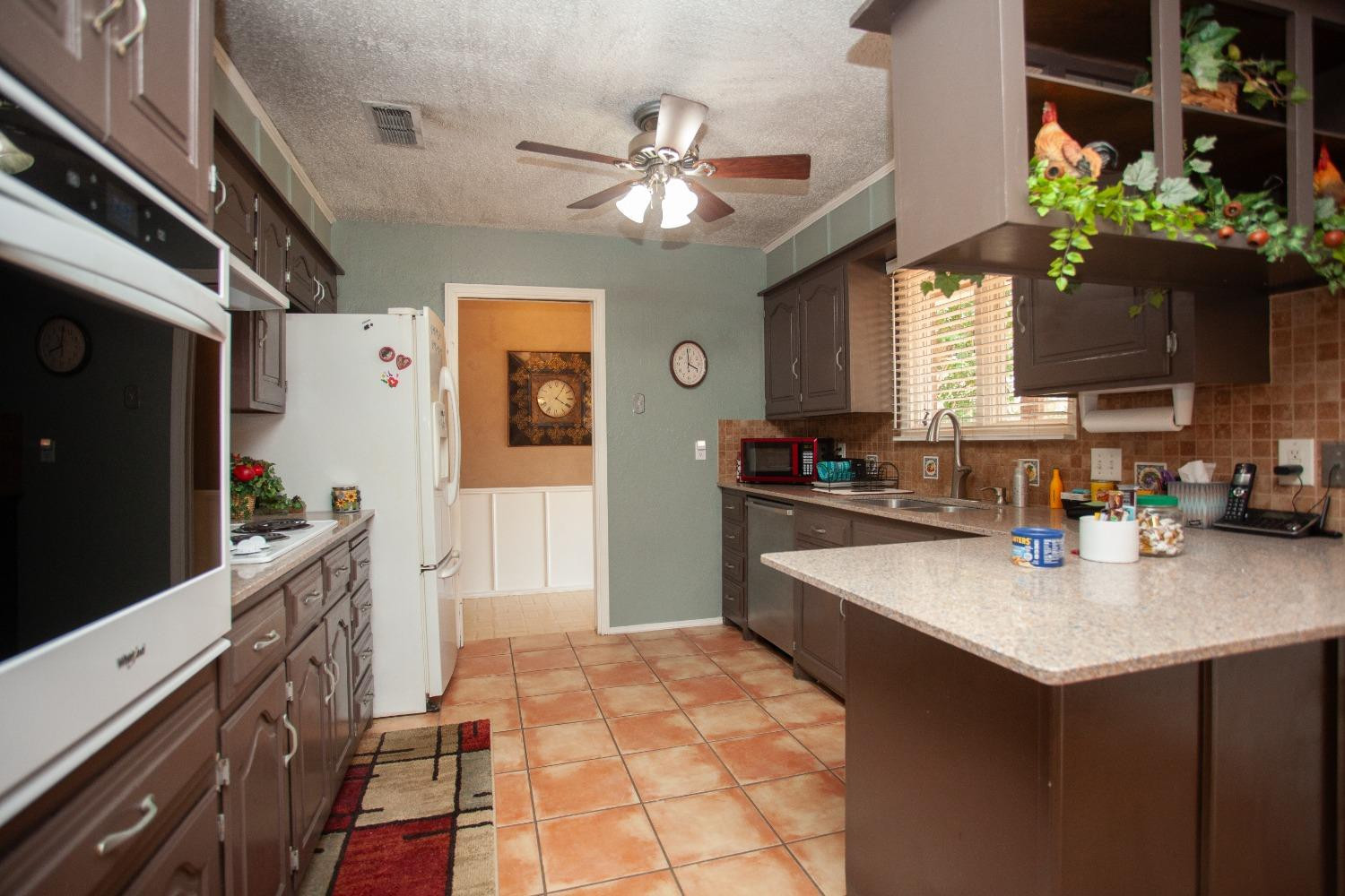 2624 76th Street Lubbock, TX 79423 - Photo 7 of 27 Photo 7