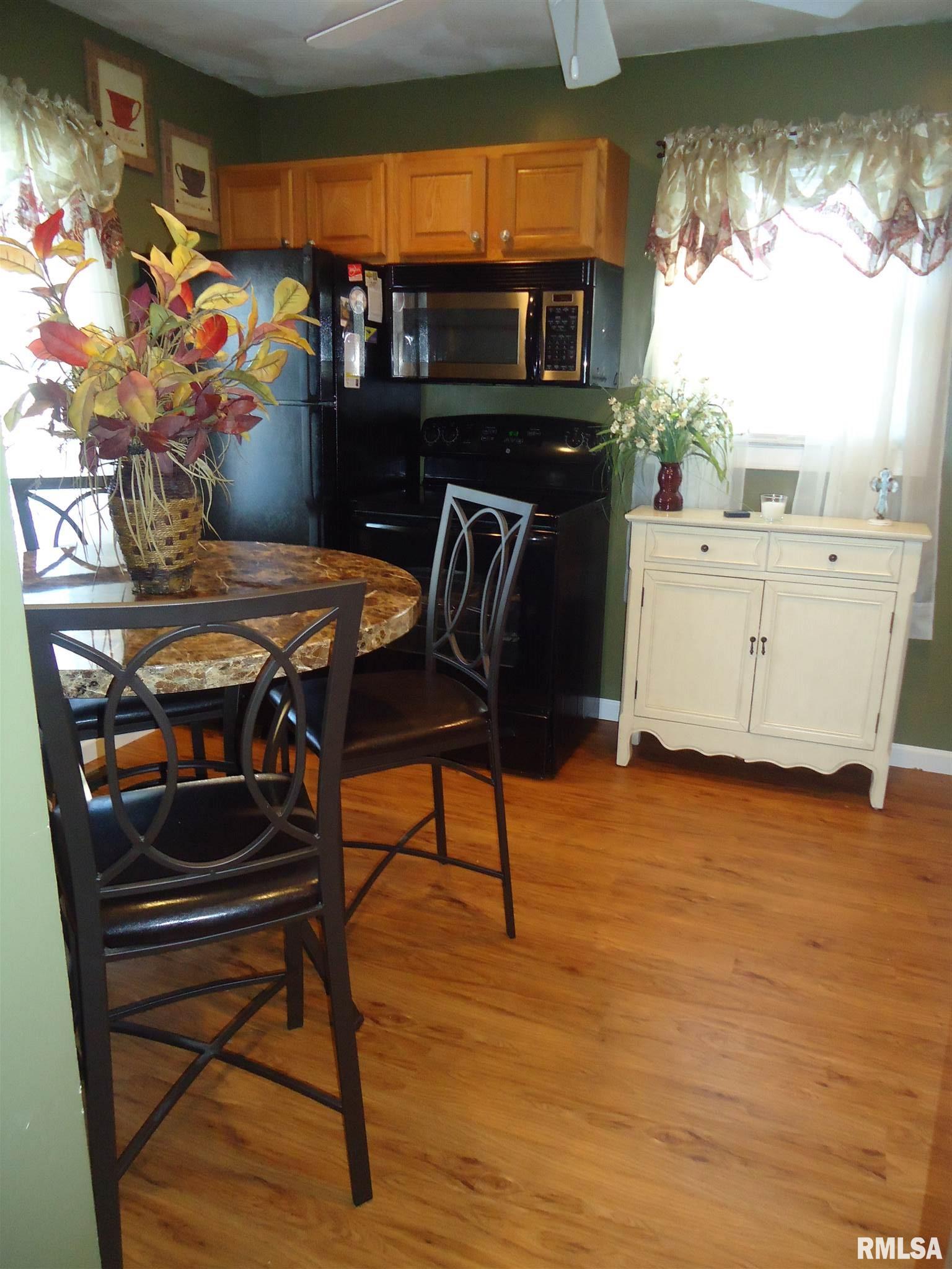 2224 East Converse Street Springfield, IL 62702 - Photo 3 of 17