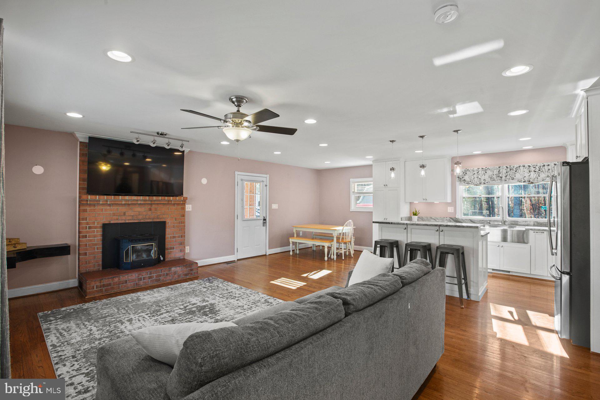 27425 Three Notch Road Mechanicsville, MD 20659 - Photo 4 of 29 Gallery Image 4