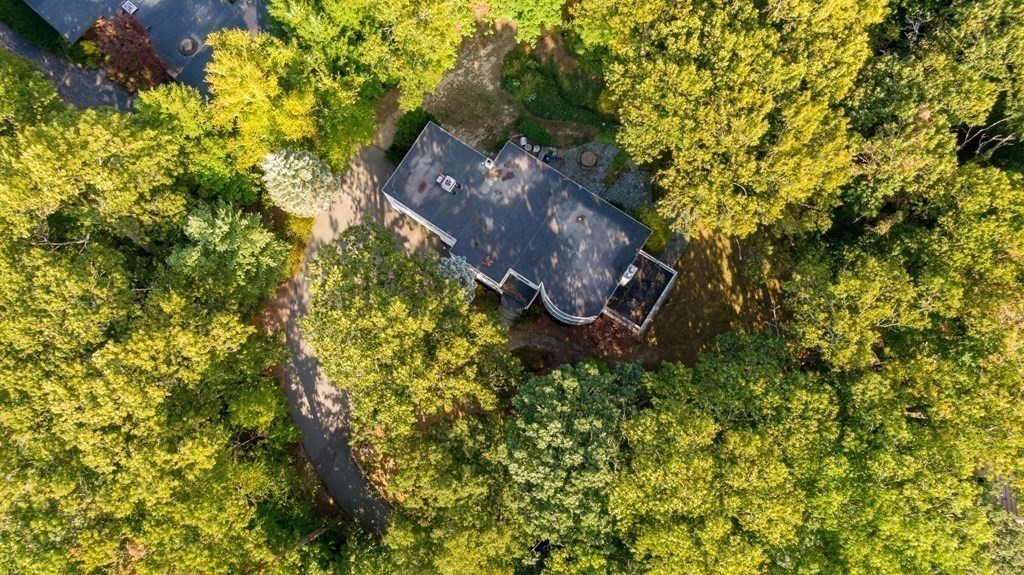 260 Lee Street Brookline, MA 02445 - Photo 3 of 22