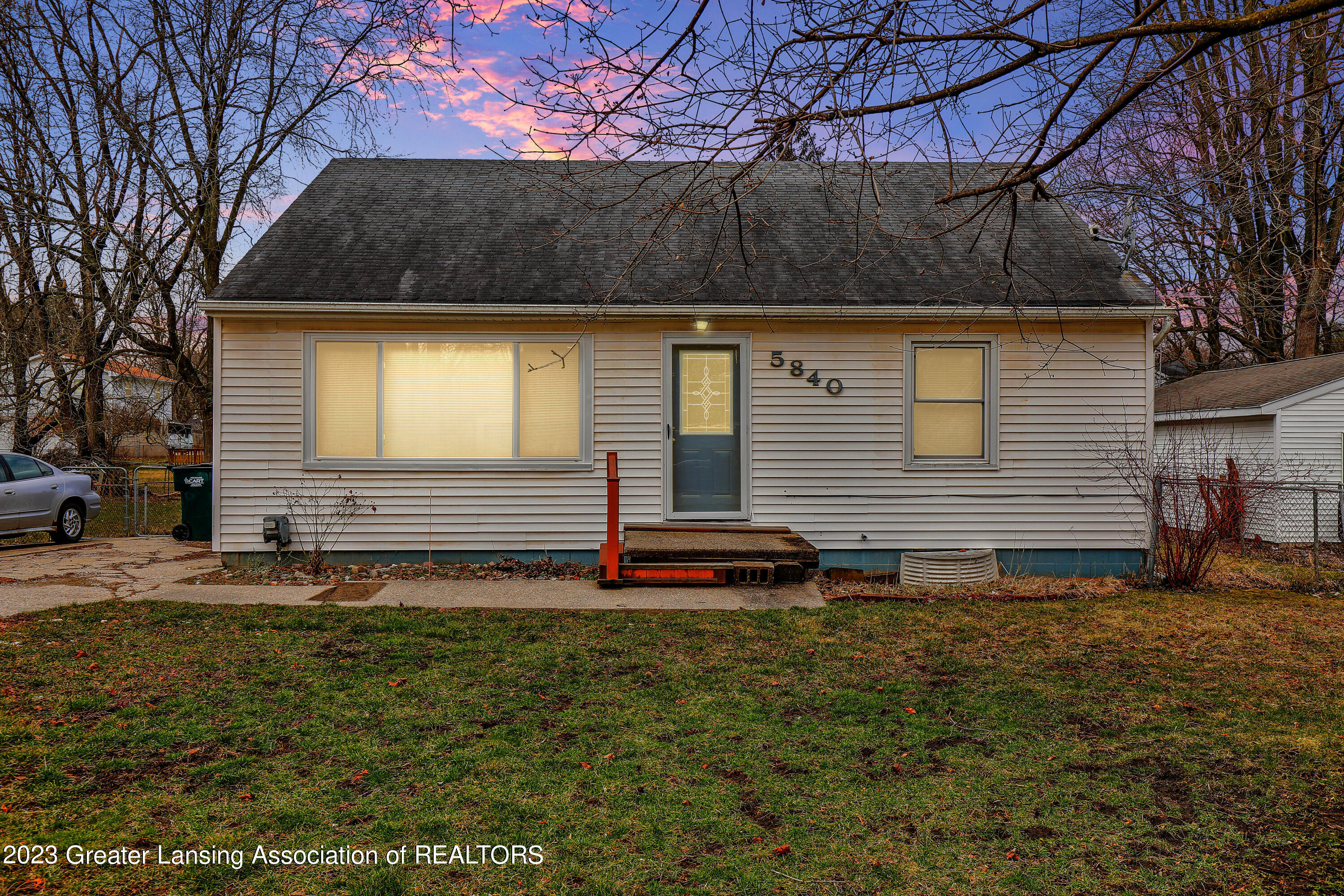 5840 Hilliard Road Lansing, MI 48911 - Photo 26 of 26 Open Ended Media-27
