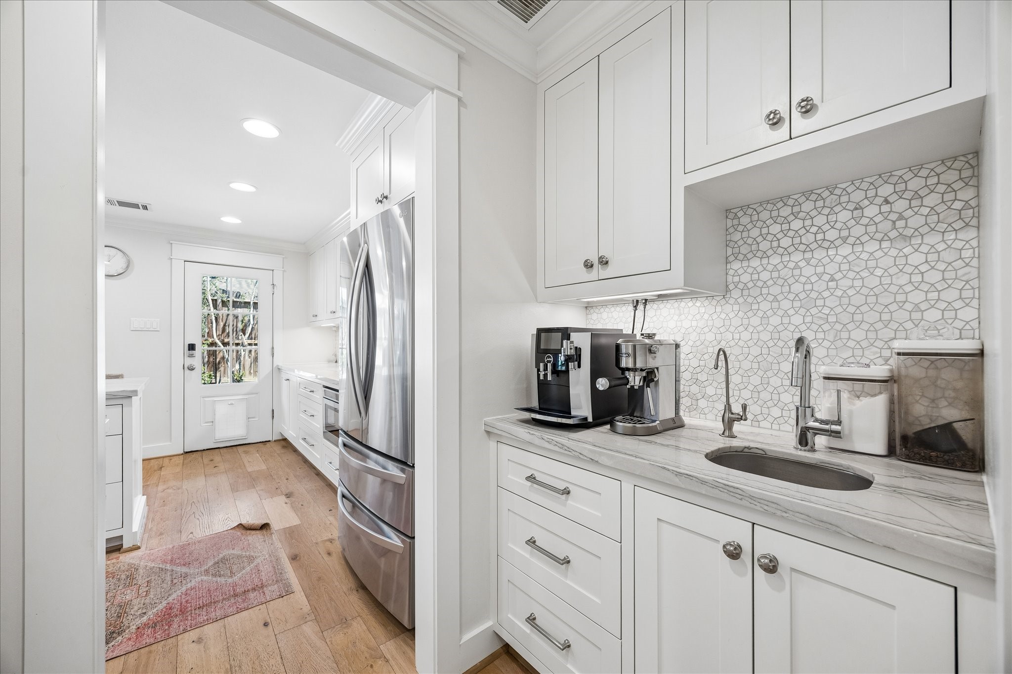 559 Rancho Bauer Drive Houston, TX 77079 - Photo 15 of 34 Gallery Image 15