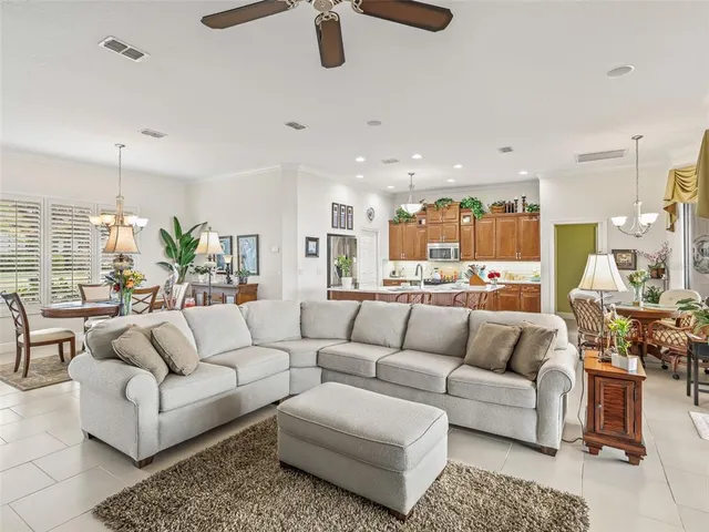 $595,000 | 11108 Southeast 170th Place, Summerfield, FL 34491