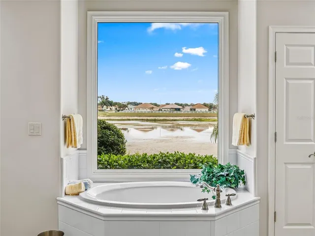 $595,000 | 11108 Southeast 170th Place, Summerfield, FL 34491