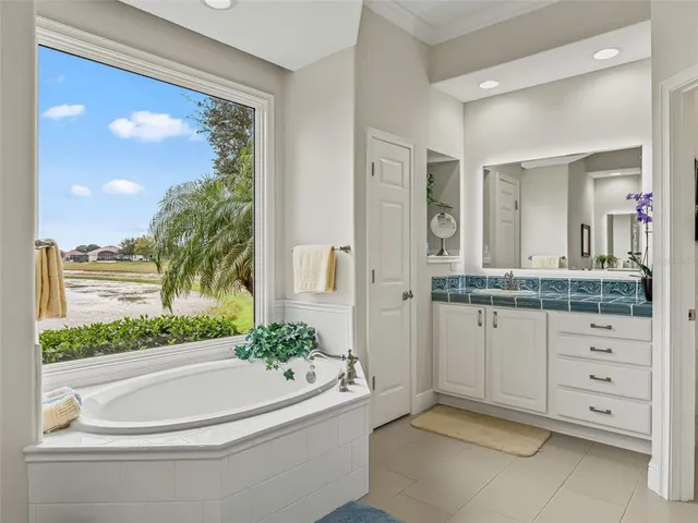 $595,000 | 11108 Southeast 170th Place, Summerfield, FL 34491