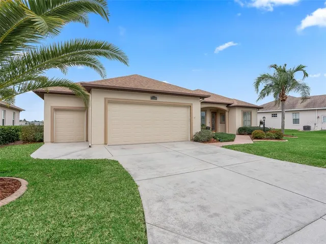 $595,000 | 11108 Southeast 170th Place, Summerfield, FL 34491