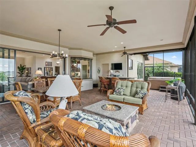 $595,000 | 11108 Southeast 170th Place, Summerfield, FL 34491