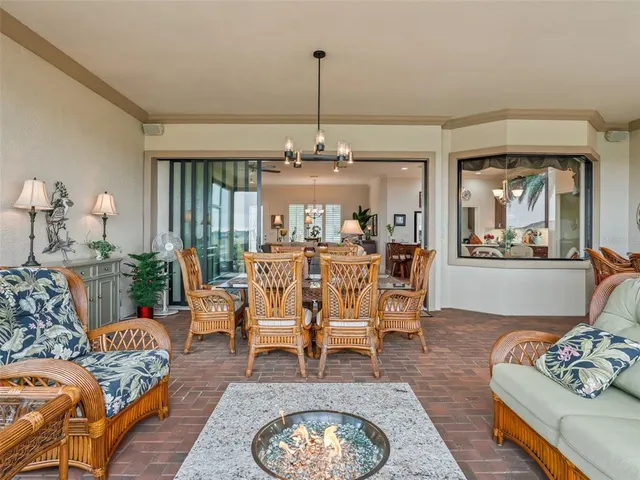 $595,000 | 11108 Southeast 170th Place, Summerfield, FL 34491