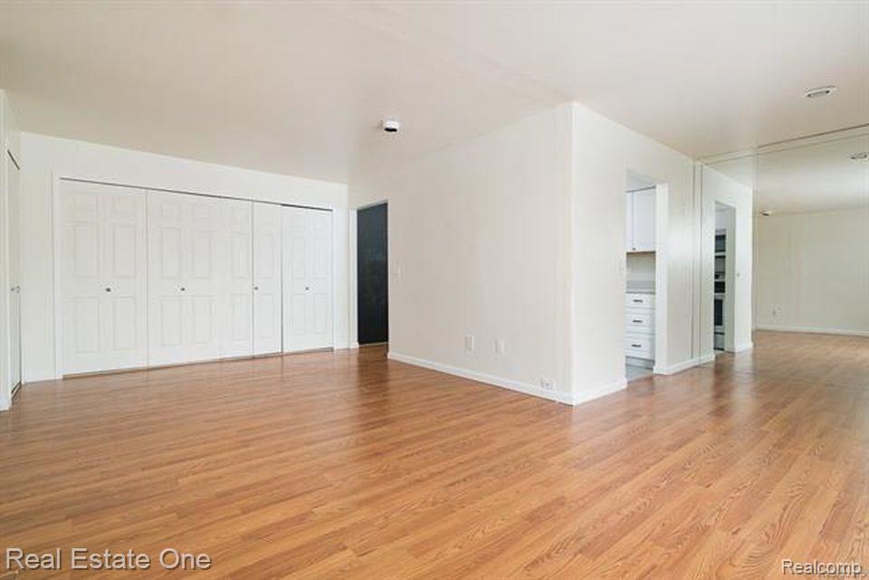 30060 Twelve Mile Road, Unit 96 Farmington Hills, MI 48334 - Photo 13 of 25
