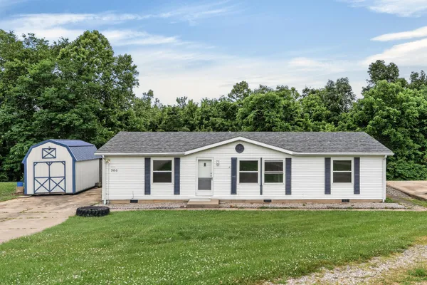 $239,500 | 300 Pimlico Drive, Crittenden, KY 41030