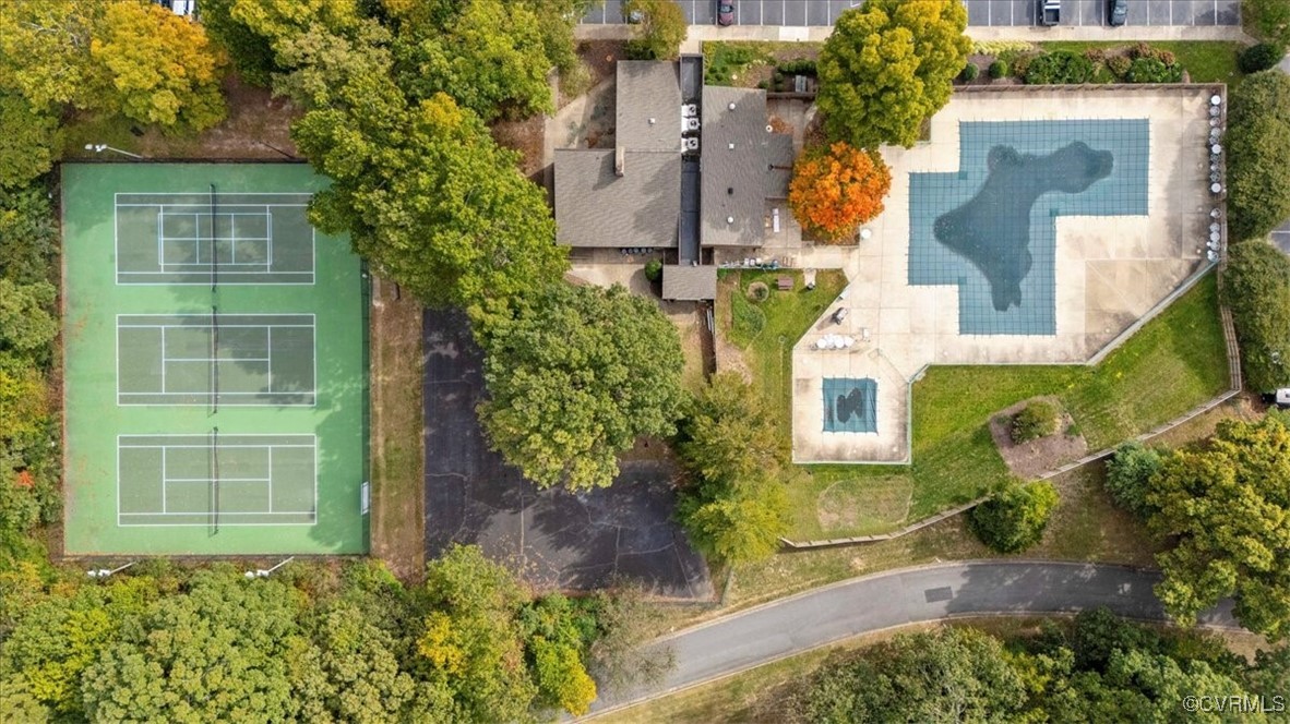1501 Thistle Road, Unit 203 Richmond, VA 23238 - Photo 29 of 30 an aerial view of a house