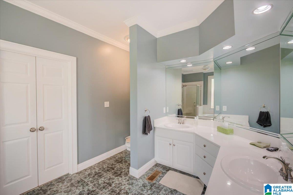 243 Shades Crest Road Birmingham, AL 35226 - Photo 23 of 50