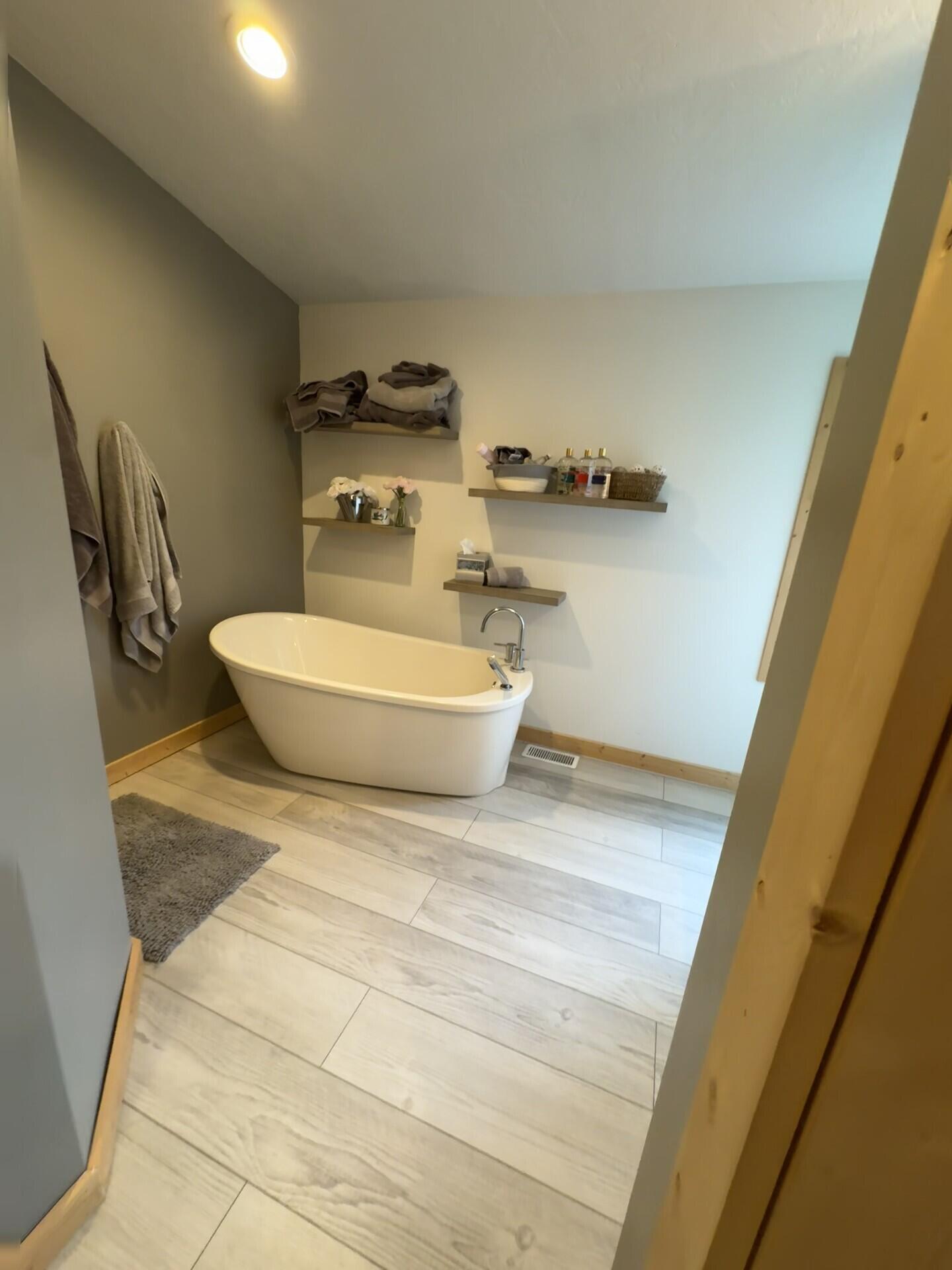 59061 Long Lake Road Colon, MI 49040 - Photo 35 of 57 primary bathroom5