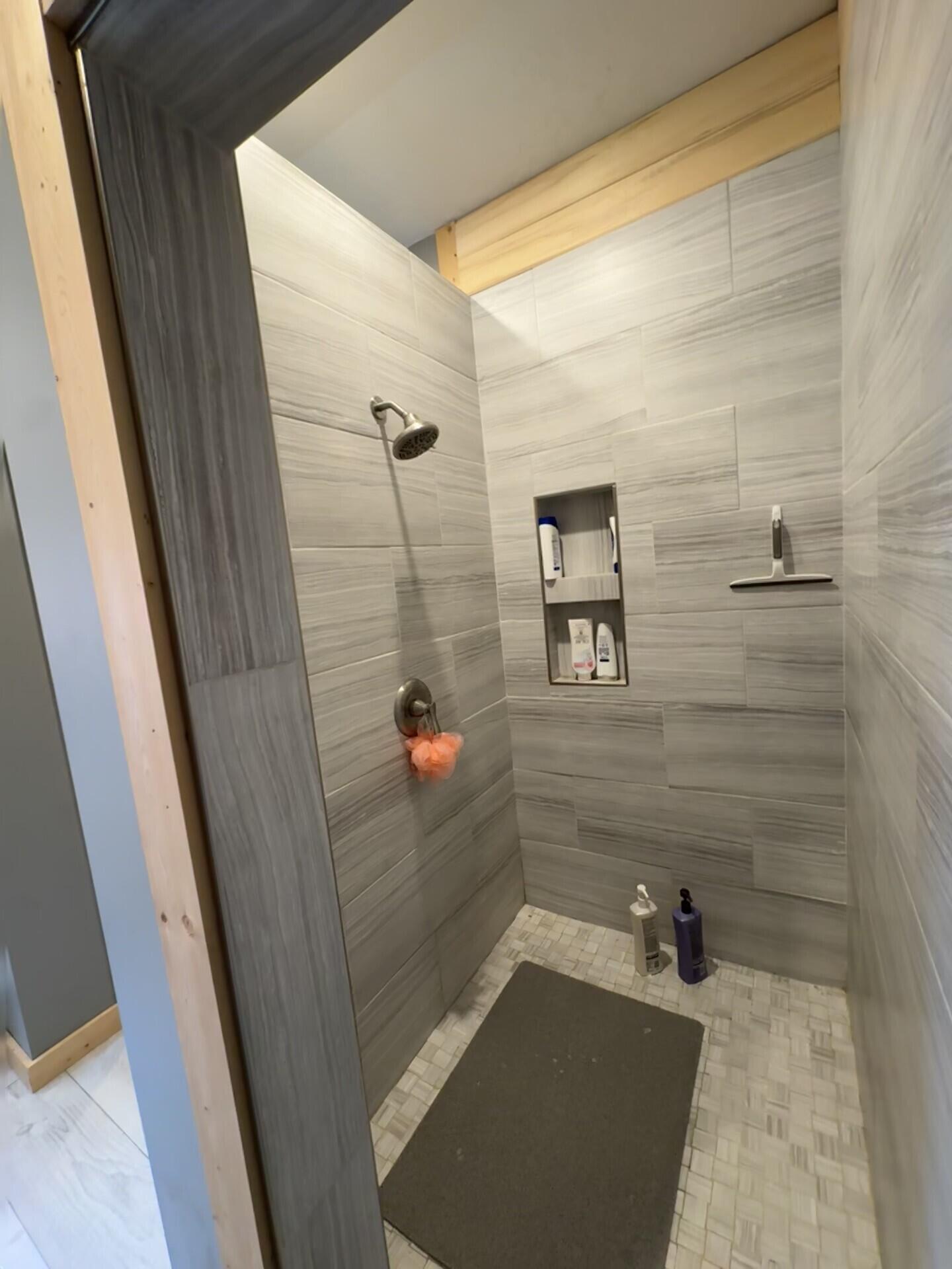 59061 Long Lake Road Colon, MI 49040 - Photo 37 of 57 primary bathroom