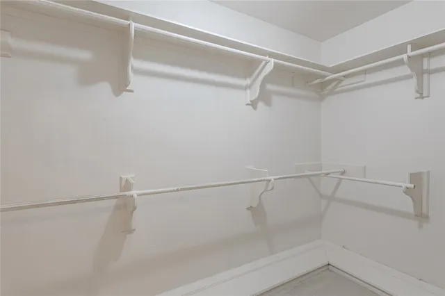 $550,000 | 22 Timberwilde Drive, Huntsville, TX 77320