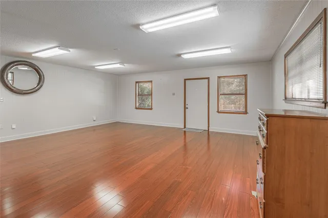 $550,000 | 22 Timberwilde Drive, Huntsville, TX 77320