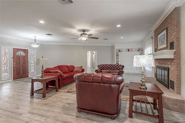 $550,000 | 22 Timberwilde Drive, Huntsville, TX 77320