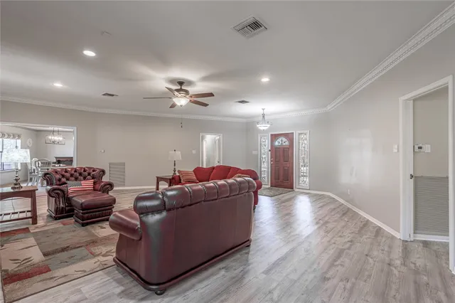 $550,000 | 22 Timberwilde Drive, Huntsville, TX 77320