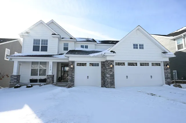 $799,900 | 7218 Purple Parkway, Chanhassen, MN 55317