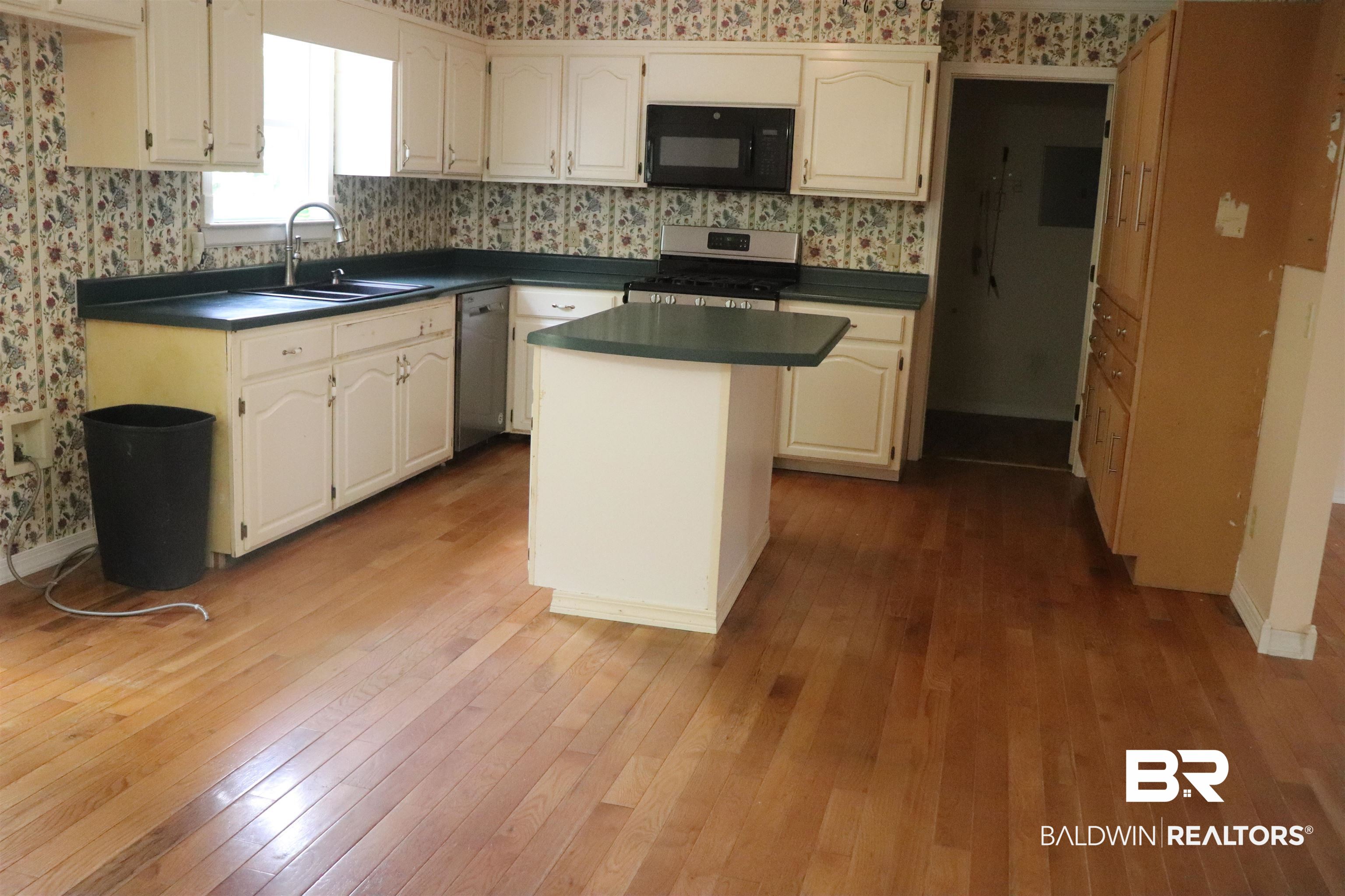 400 Godwin Drive Monroeville, AL 36460 - Photo 5 of 28