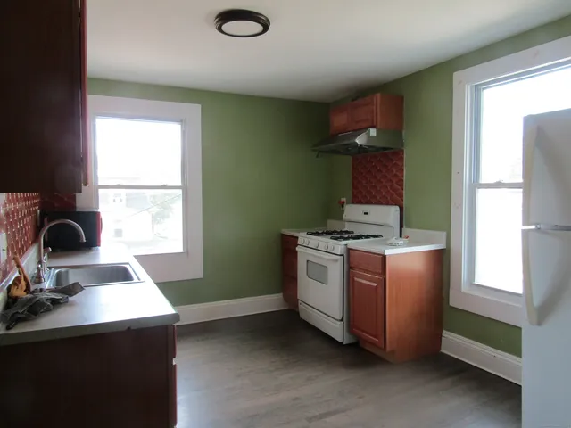 $1,400 | 319 Valley Street, Unit 3, Willimantic, CT 06226