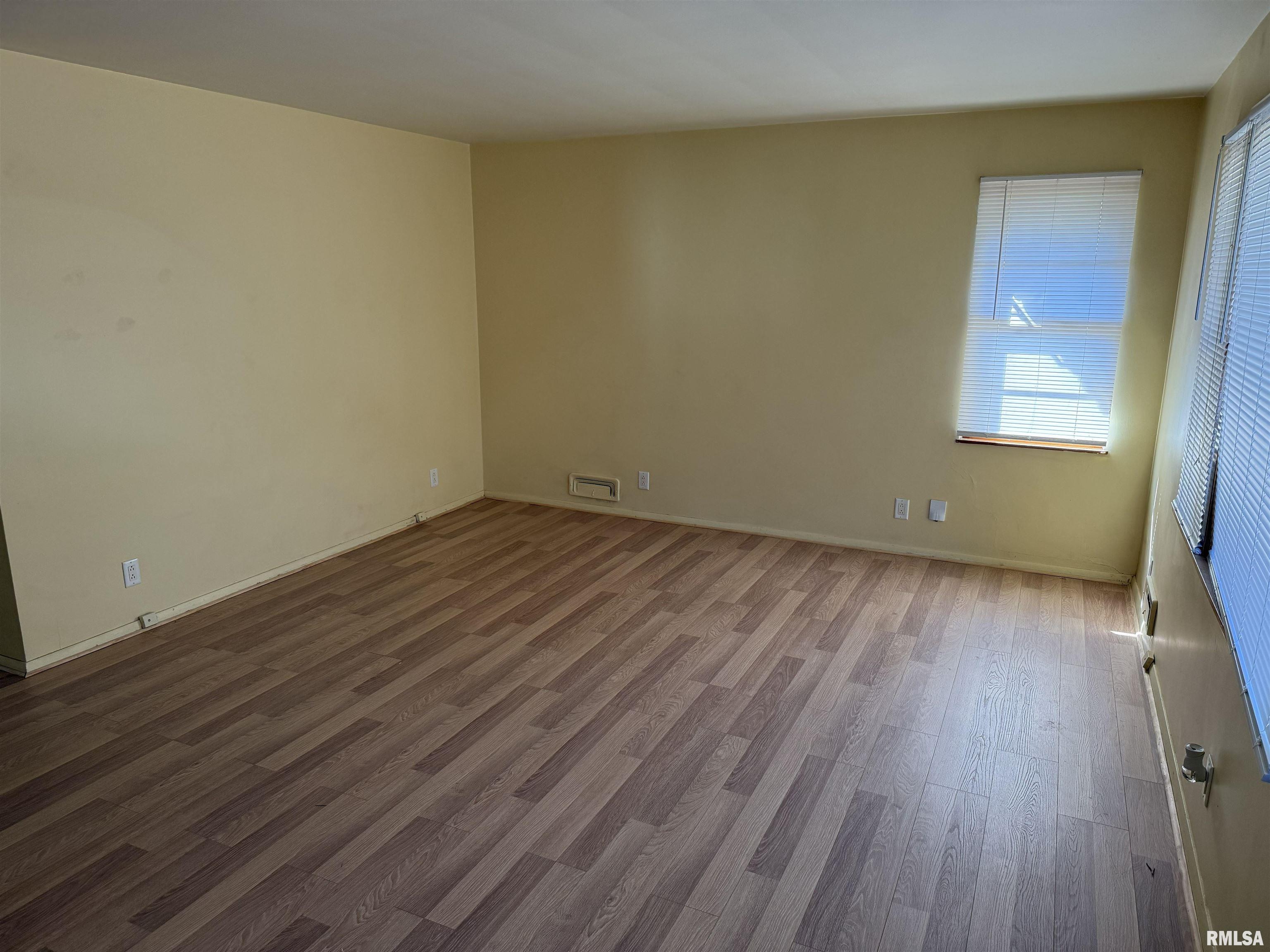 2944 South 5th Street Springfield, IL 62703 - Photo 4 of 10 Gallery Image 4