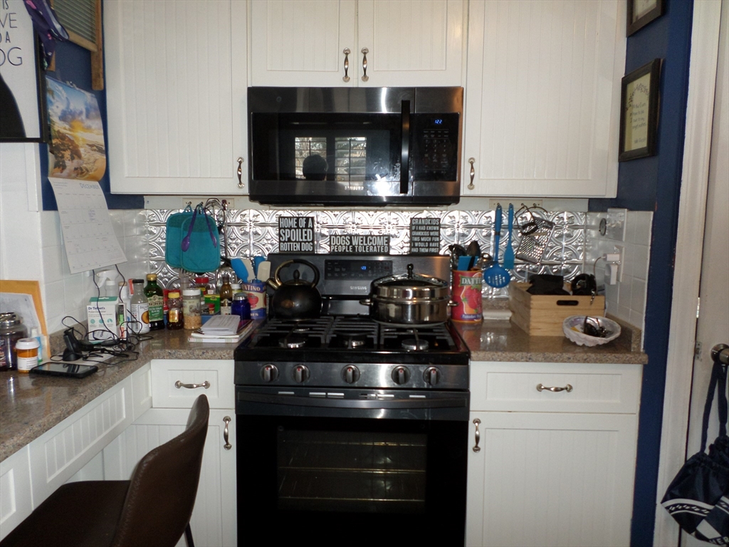 191 North Shore Road Revere, MA 02151 - Photo 6 of 23 Gallery Image 6