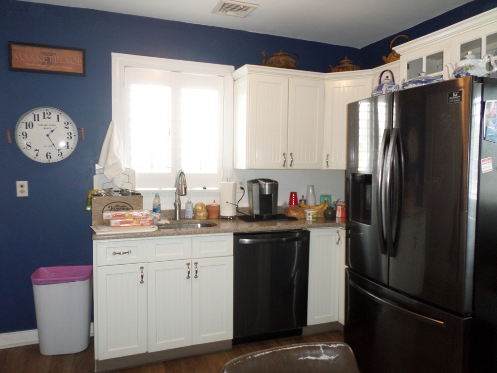 191 North Shore Road Revere, MA 02151 - Photo 8 of 19