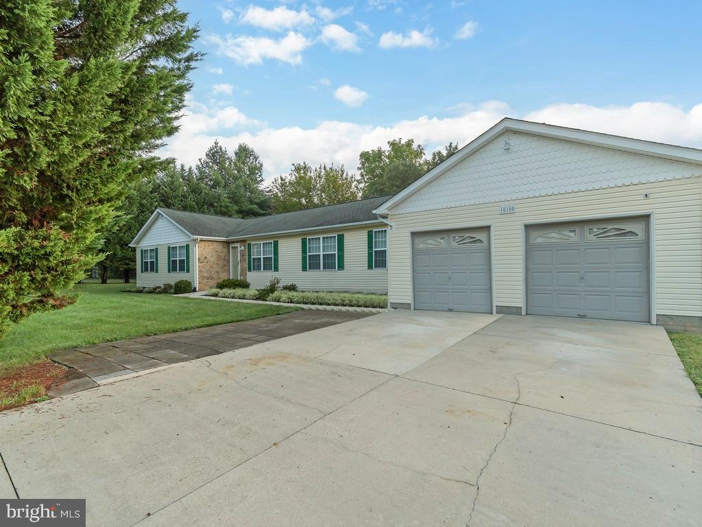 10100 Annapolis Road Lanham, MD 20706 - Photo 1 of 25 Gallery Image 1