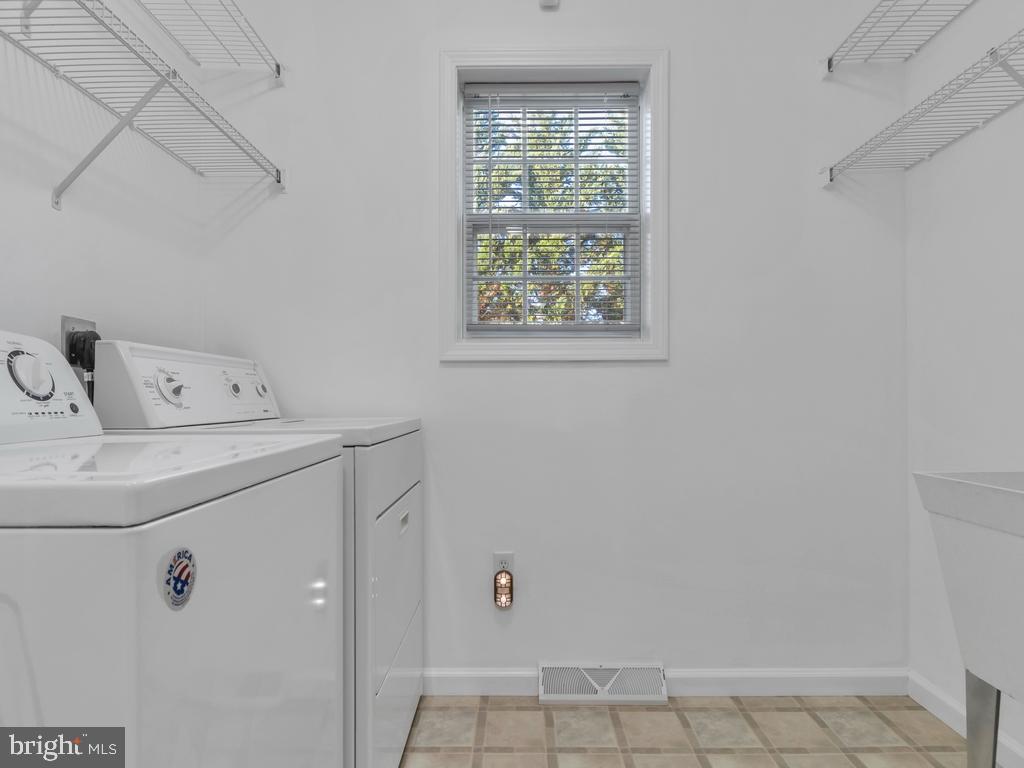 10100 Annapolis Road Lanham, MD 20706 - Photo 14 of 25 Gallery Image 14