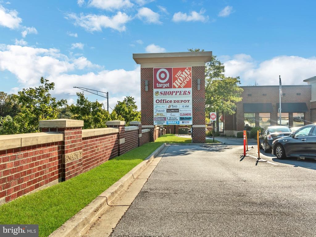10100 Annapolis Road Lanham, MD 20706 - Photo 23 of 25 Gallery Image 23