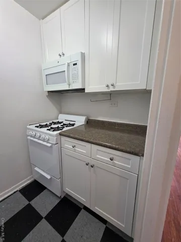 $1,725 | 144-77 41st Avenue | Murray Hill - Flushing