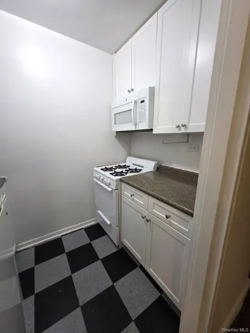 $1,725 | 144-77 41st Avenue | Murray Hill - Flushing
