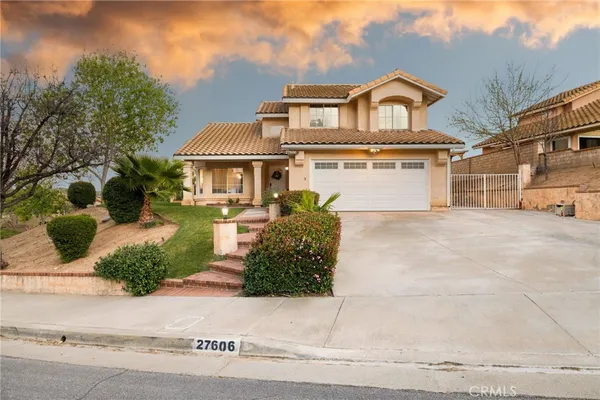 $779,000 | 27606 Moonlight Place, Castaic, CA 91384