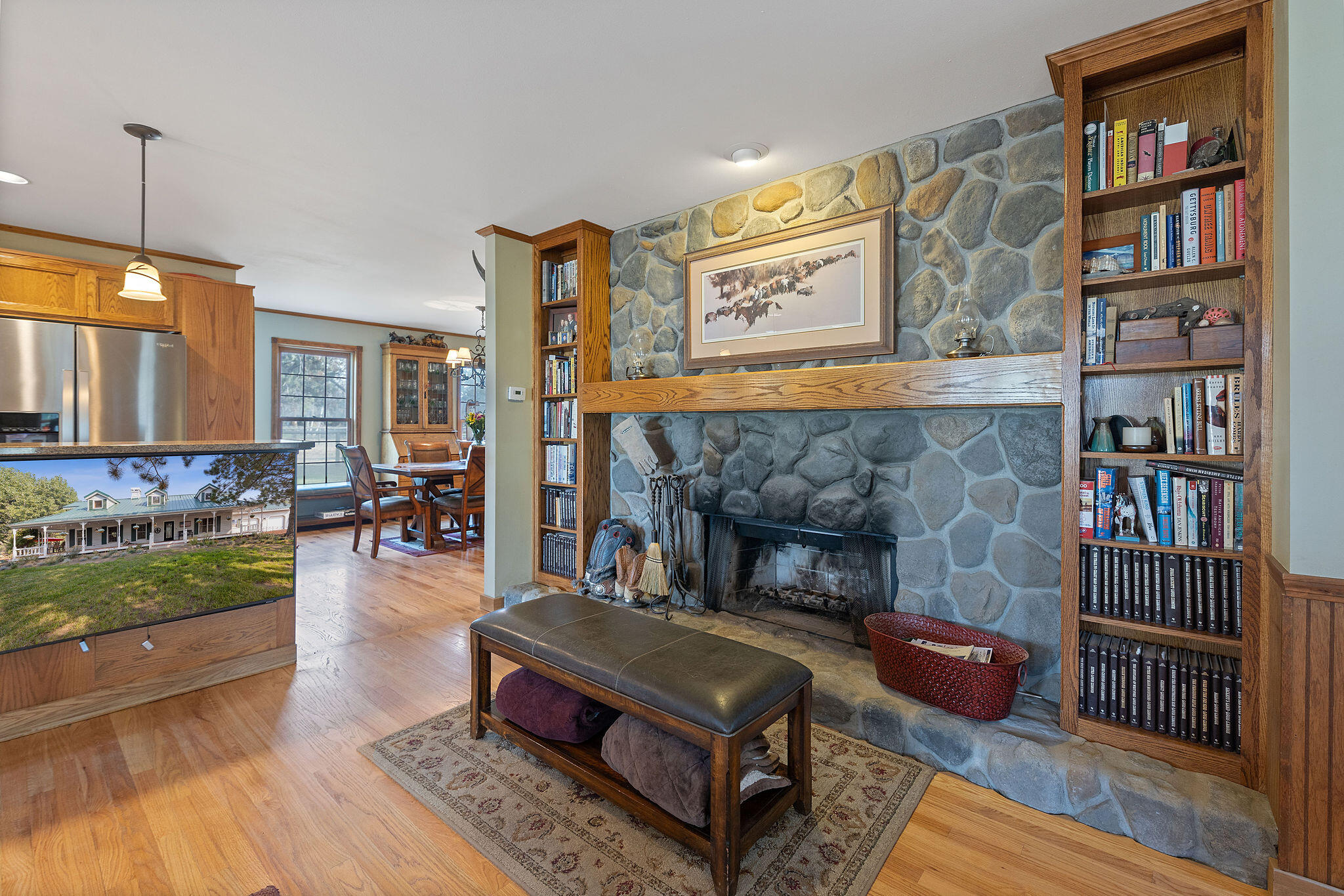 65160 Highland Road Bend, OR 97703 - Photo 11 of 41 090A4583