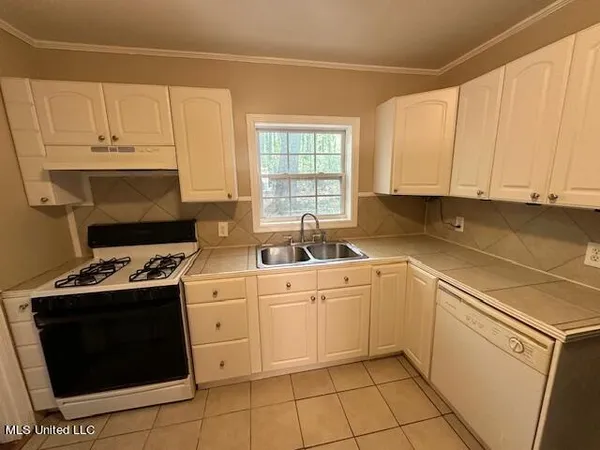$1,495 | 132 Meadowlane Drive, Brandon, MS 39042