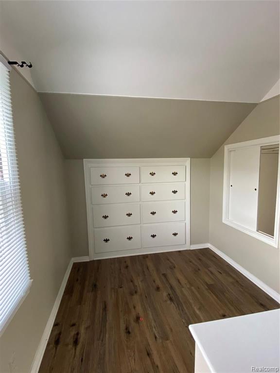 21325 Newcastle Road Harper Woods, MI 48225 - Photo 13 of 23