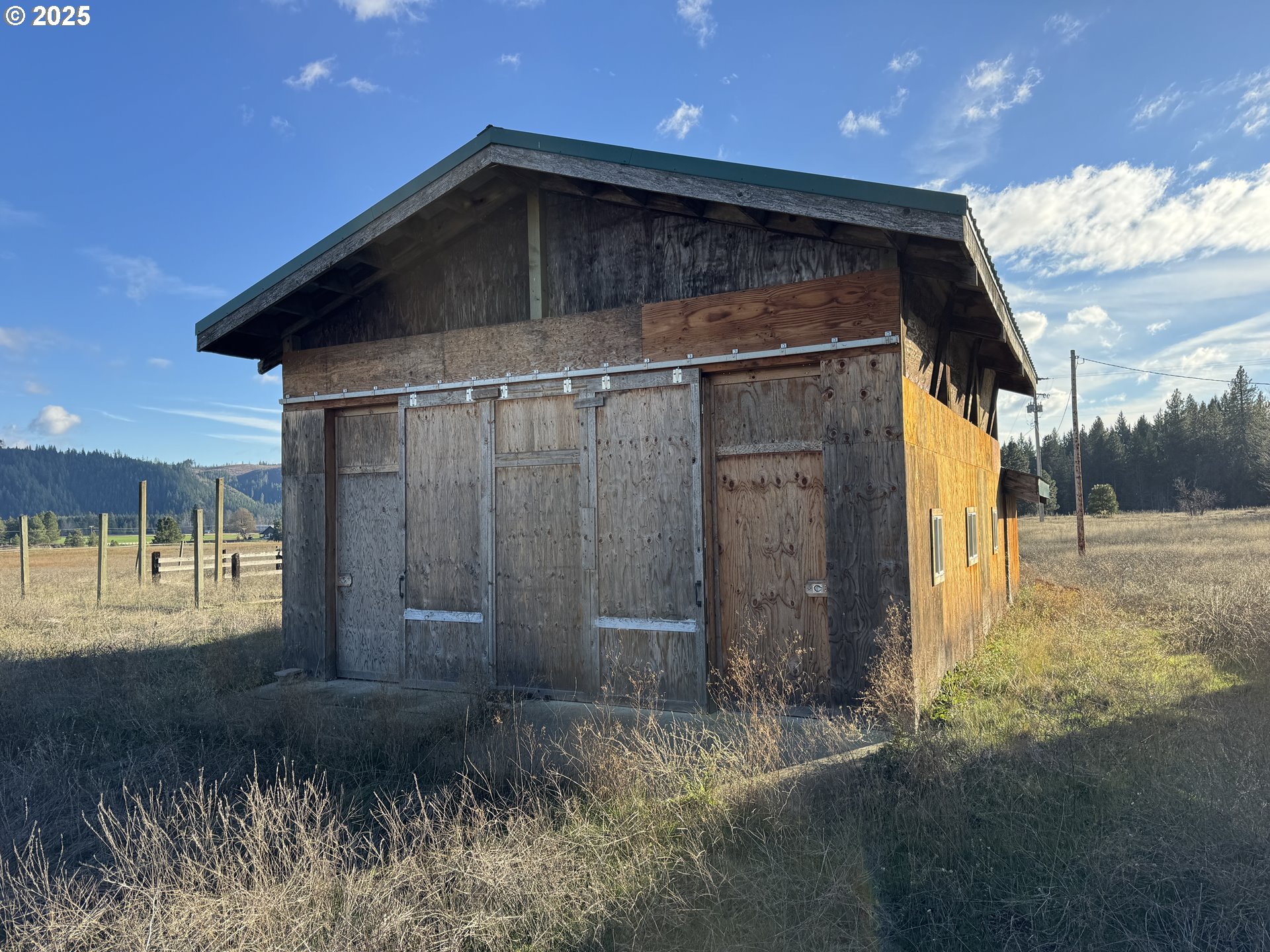 343 Little Mountain Road Trout Lake, WA 98650 - Photo 11 of 35 a car parked in front of house