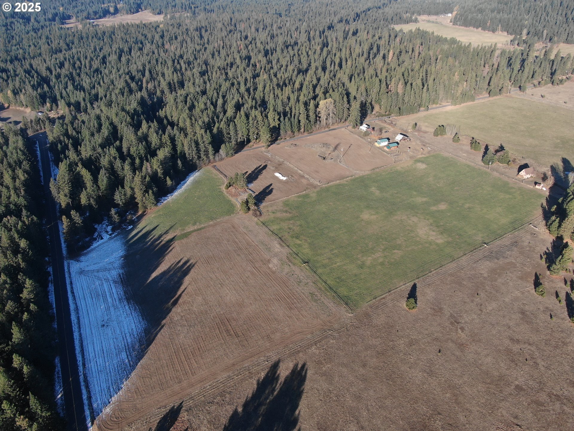 343 Little Mountain Road Trout Lake, WA 98650 - Photo 4 of 35 a view of a wooden fence