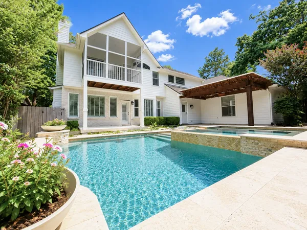 $6,000 | 18 Doeskin Place, The Woodlands, TX 77382