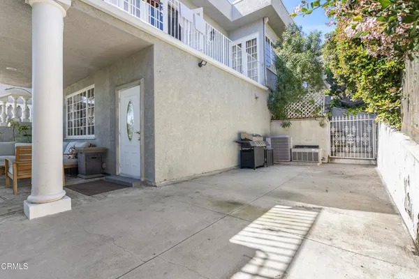 $1,495 | 3351 Deer Creek Lane, Unit A, Glendale, CA 91208