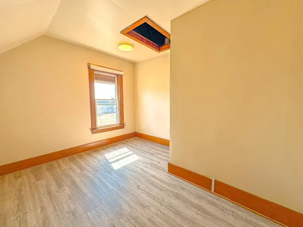 $204,990 | 1609 Mary Street, Marinette, WI 54143