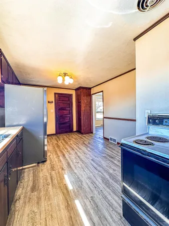 $204,990 | 1609 Mary Street, Marinette, WI 54143