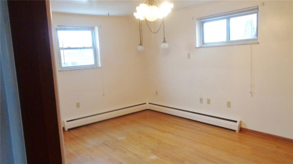 5545 Glass Road Pittsburgh, PA 15205 - Photo 16 of 18 MASTER BEDROOM. Paddle Fan/Light. Hard Wood Floors. Plaster Walls. Generous-sized Closet.