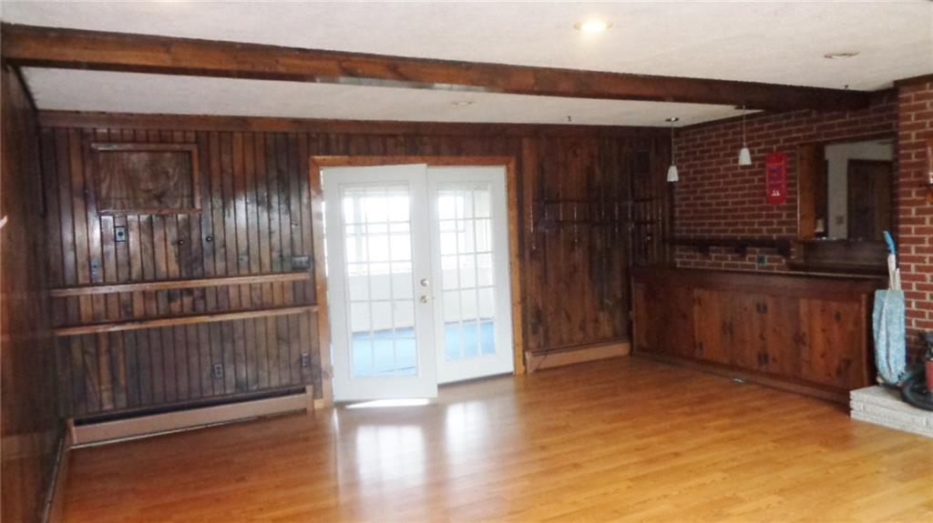 5545 Glass Road Pittsburgh, PA 15205 - Photo 7 of 18 FAMILY ROOM. So much Living to be done in this great-sized room!
