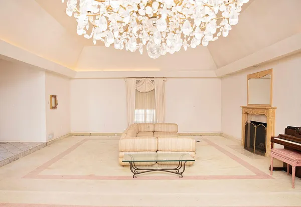 $300,000 | 1407 Mustang Drive, Denver City, TX 79323